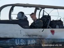 SLOVENSK� PILOT OPč �EXCELOVAL� PO�AS V�CVIKU V USA